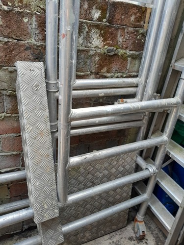 Alluminium podium scaffold