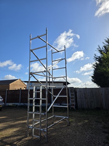 Mobile aluminum scaffold tower - mobile,